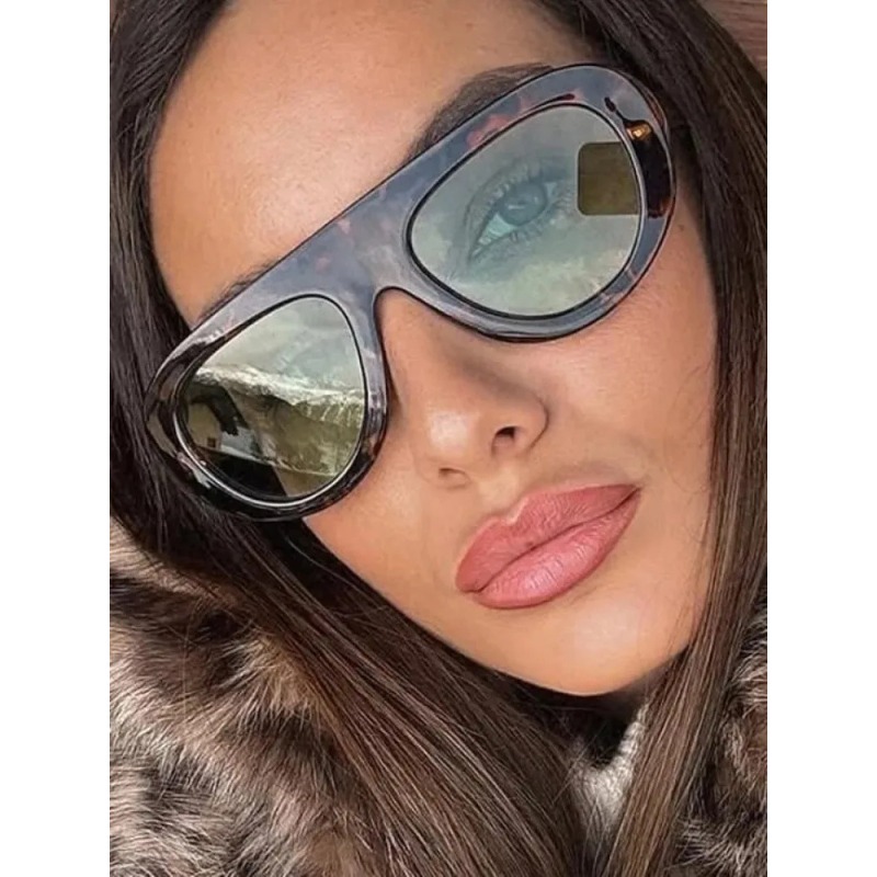 Vintage Fashion Girl - Y2K Retro Round Sunglasses Trendy Leopard