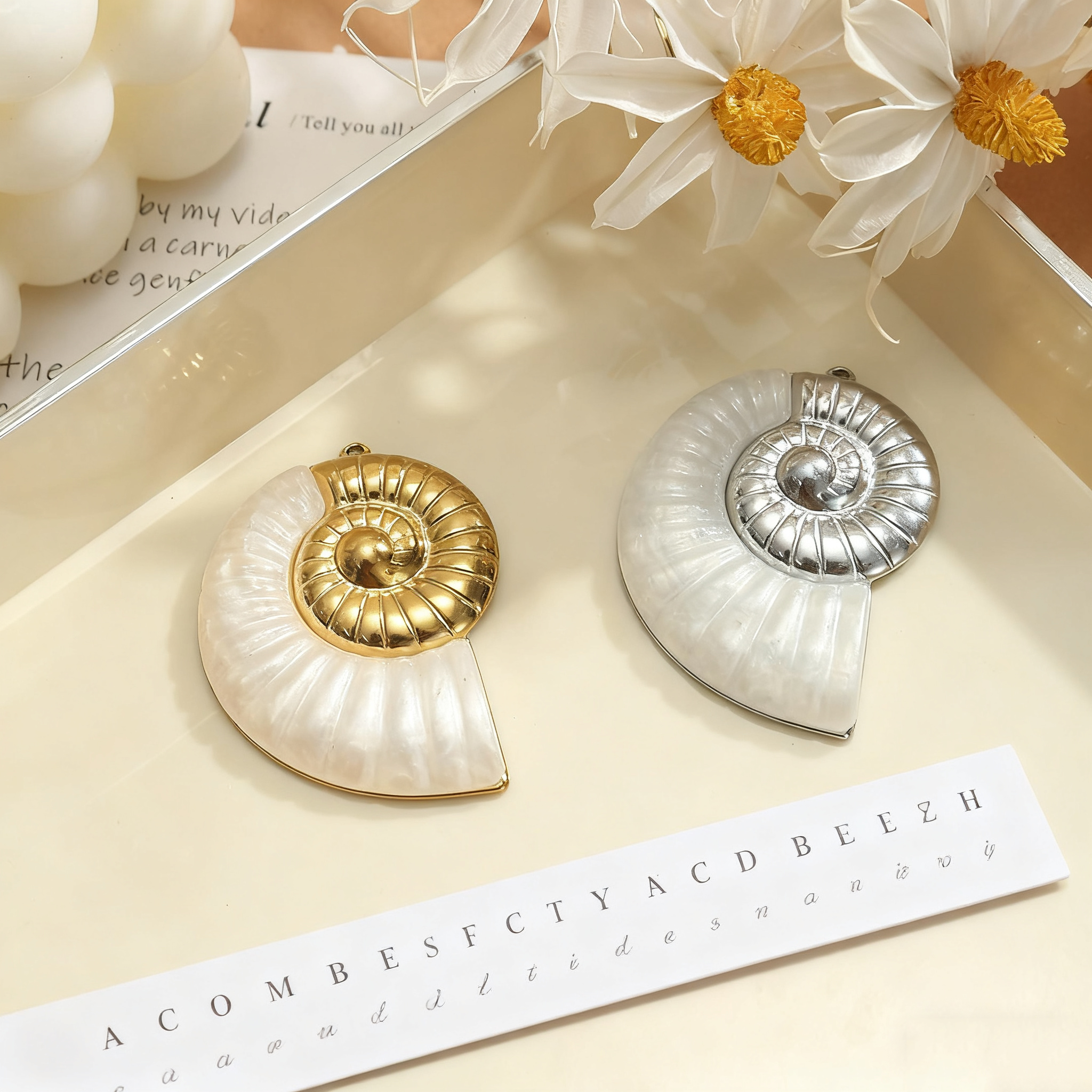 Vintage Fashion Necklace - 2Pcs Stainless Steel Big Nautilus Shell
