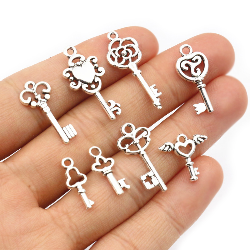 50pcs Vintage Small Key Charms – Vintage Fashion Tumblr recenzja i cena