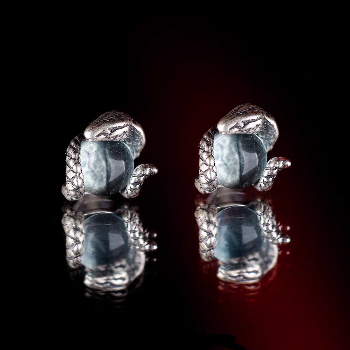 Snake-wrapped Earrings Made of – Vintage Fashion Nz recenzja i cena