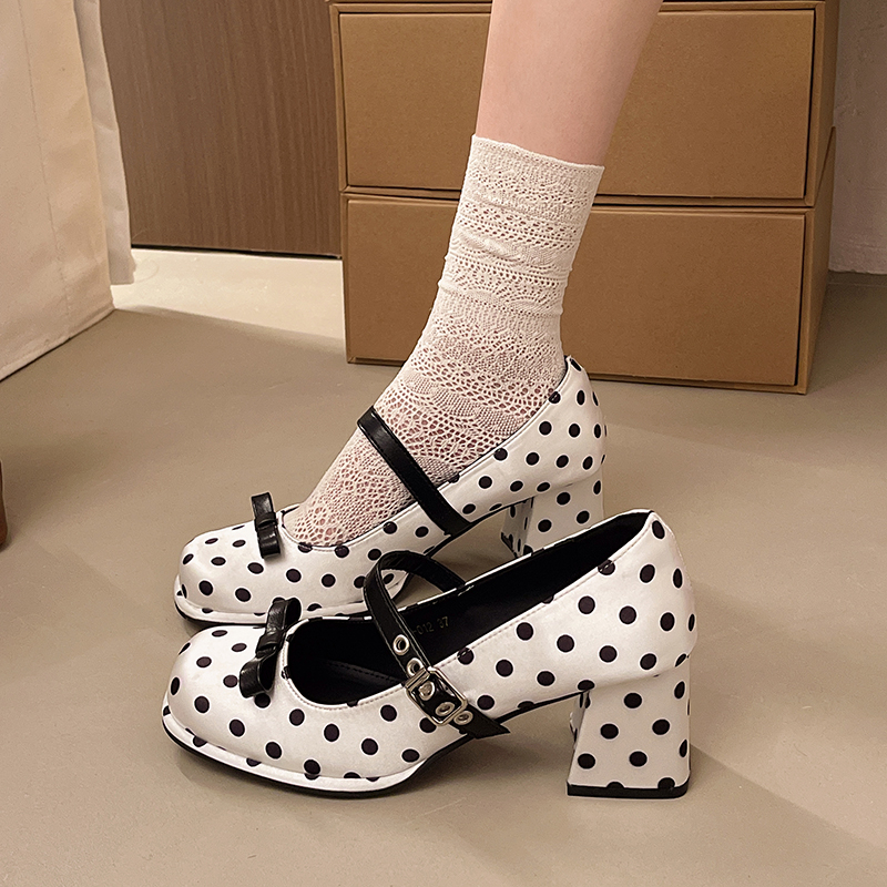Vintage Thick Heel Polka Dot W – Vintage Fashion Girl recenzja i cena