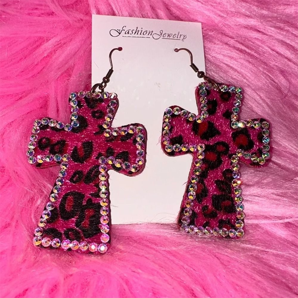 Trendy Y2K Shiny Crystal Cross – Vintage Fashion Illustrations recenzja i cena