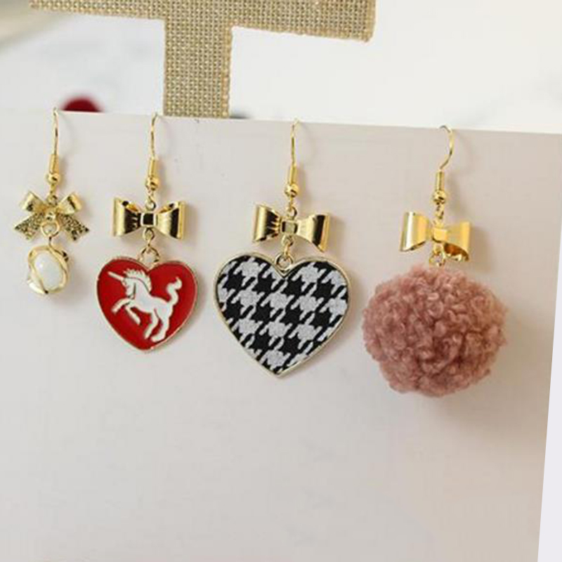 Vintage Antique Gold Bow Charm – Vintage Fashion Nz recenzja i cena