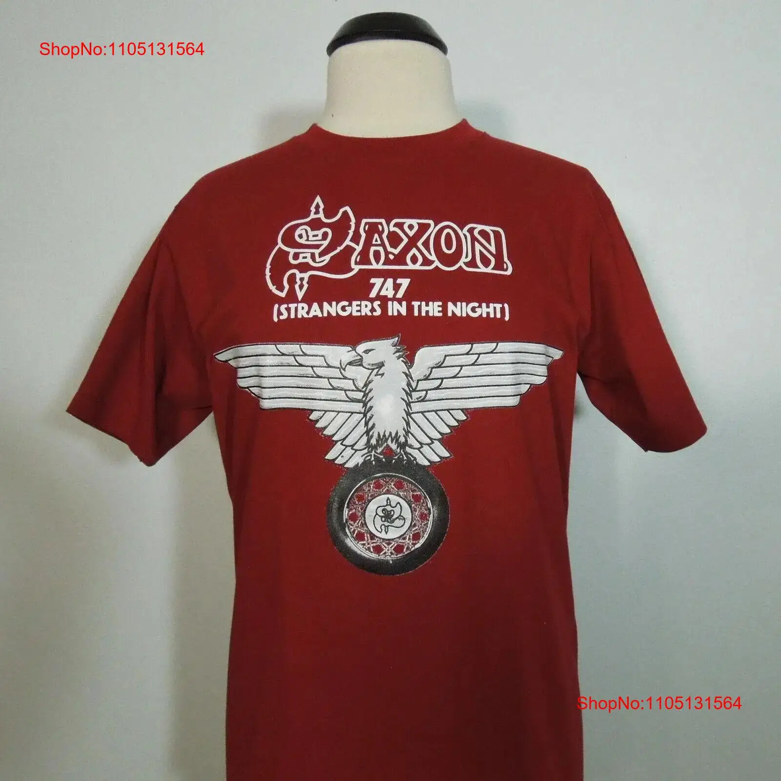 SAXON 747 Strangers In The Nig – Vintage Fashion Logo recenzja i cena