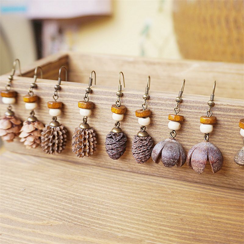 Vintage Wooden Plant Earring U – Vintage Fashion Guild recenzja i cena