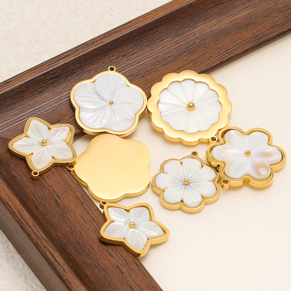 3pcs Stainless Steel Flowers F – Vintage Fashion Necklace recenzja i cena